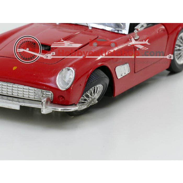 Schaal 1:16 Tonka-Polistil Ferrari Caifornia Spyder en Alfa Romeo Alfetta 1750 #91