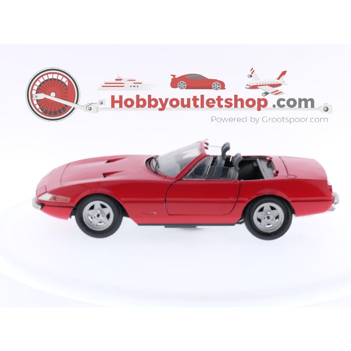 Schaal 1:18 Giodi Ferrari Daytona 365 GTS/4 cabriolet 1969 #3428