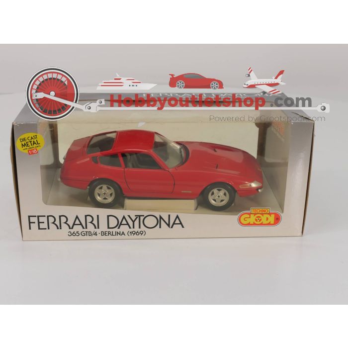 Schaal 1:18 Giodi Ferrari Daytona 365GTB/4 Berlina 1969 #3333