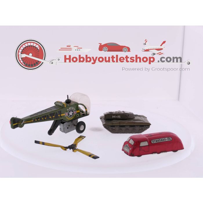 Blikken speelgoed, US-tank M15, Standard-Oil tankwagen en een Tin Toy helicopter (hoofdrotor zit los) #3700