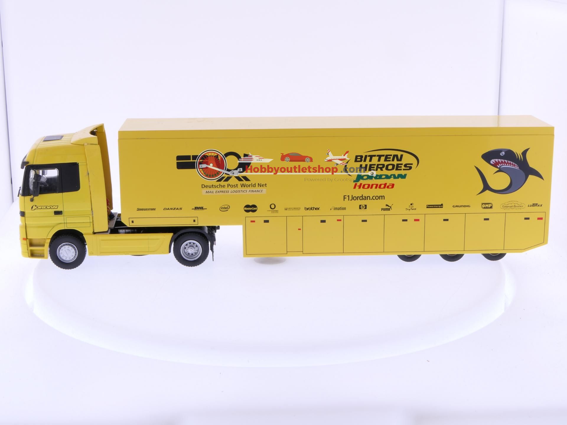 Eligor 1/43 Scale 5401 - Mercedes Benz F1 Transporter Truck