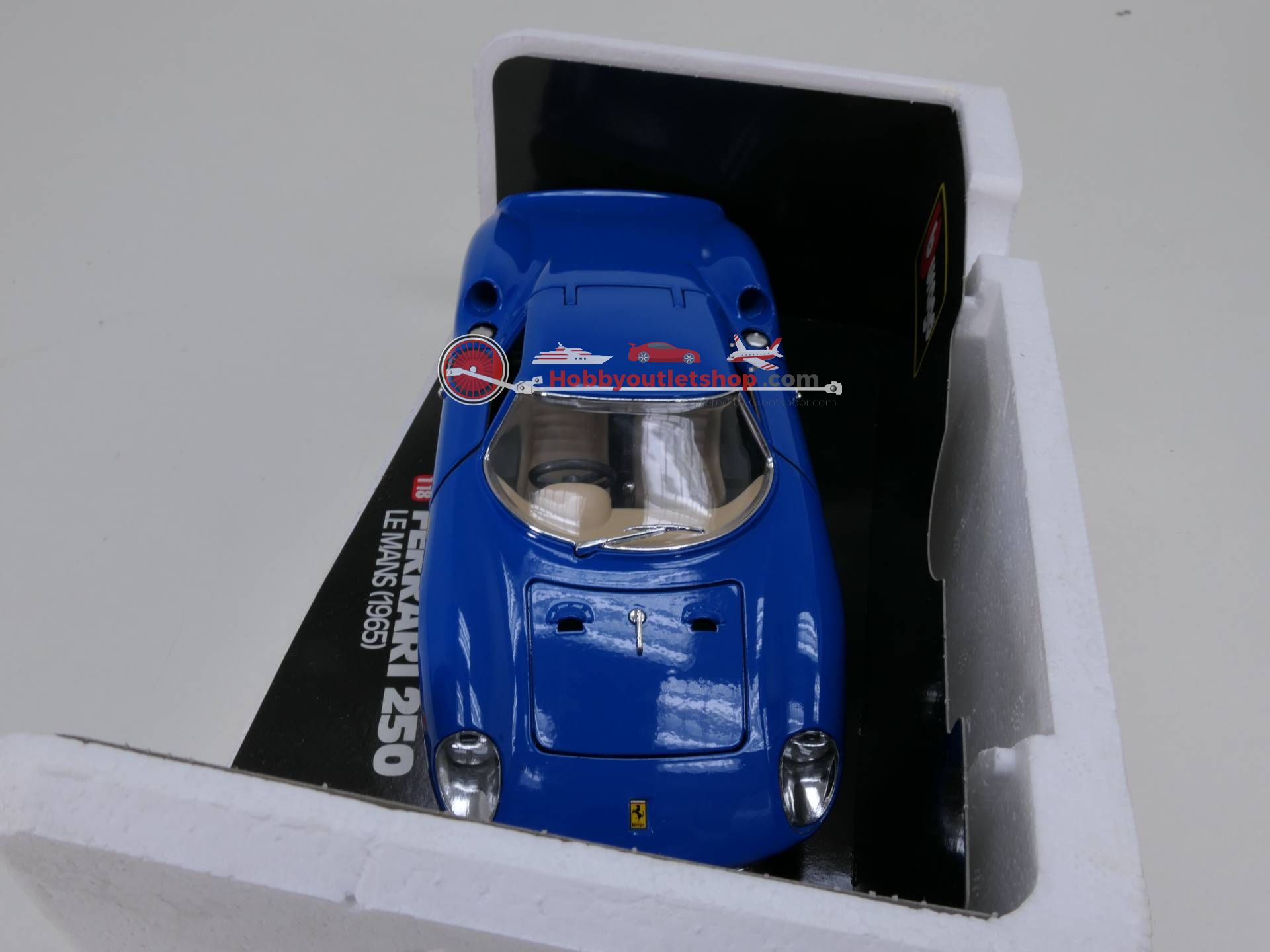 BURAGO 3033 Escala 1/18 | FERRARI 250 LE MANS 1965 RED