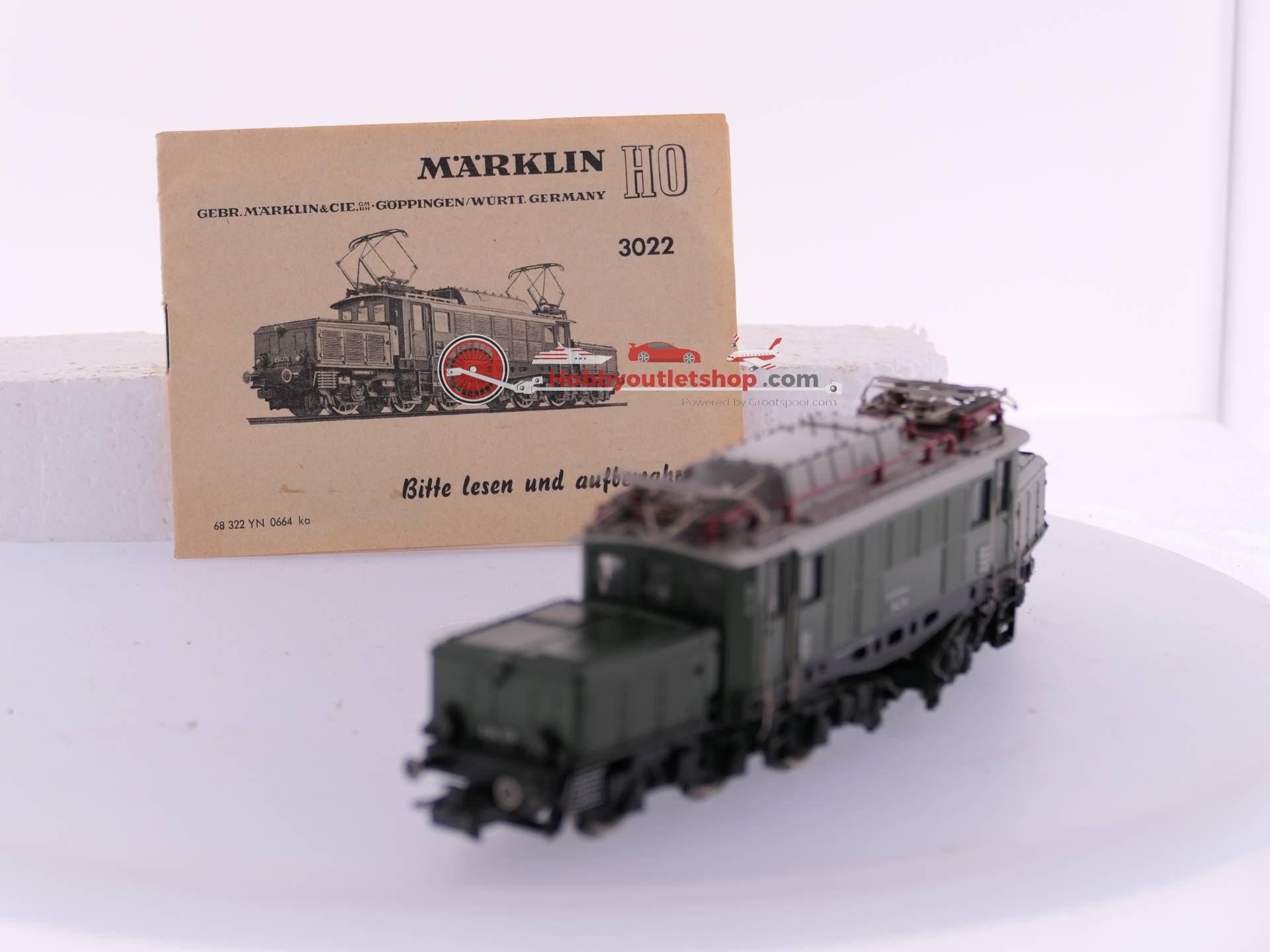 Märklin H0 - 3022.2 - Electric locomotive (1) - E94 - DB