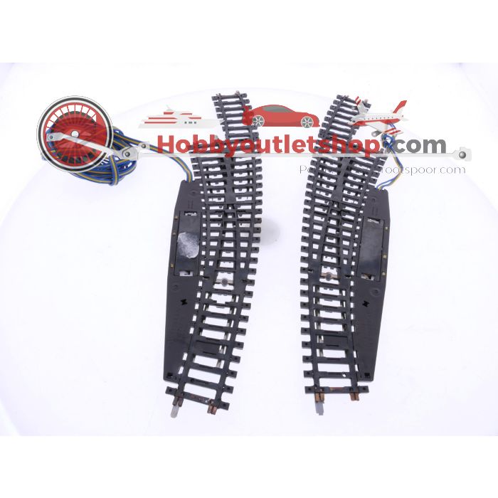 Schaal H0 Märklin 2267 K-rail paar elektromagnetische meegeboden wissels #7706 - sku: 20250603041602 - Gebruikt - Goede staat - Afbeelding 2