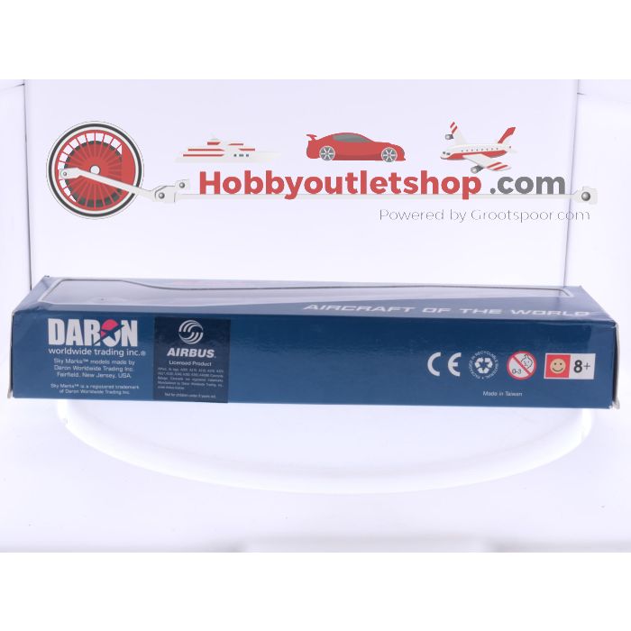 Schaal 1:200 Skymarks SKR457 Airbus 330-300 VG Airlines Reg. OO-SFS #7877 - sku: 20250709040514 - Nieuw - Afbeelding 4