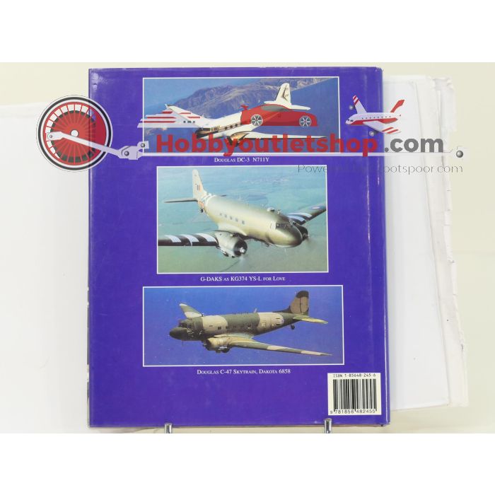 A Celebration of the DC-3 – Arthur Pearcy, Engelstalig luchtvaartboek - Hardcover #8940 - sku: 20260203021551 - Gebruikt - Goede staat - Afbeelding 3