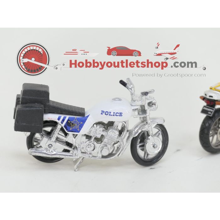 1:24 Motoren Set Ducati 749S 2003 & Police Motor - sku: 20260619114014 - Gebruikt - Zeer goede staat - Afbeelding 5