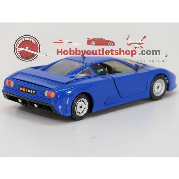 Schaal 1:24 Bburago set van 5 Bugatti's 11CB, Atlantic en Type 55 #9646 - sku: 20260709024009 - Gebruikt - Goede staat - Afbeelding 6