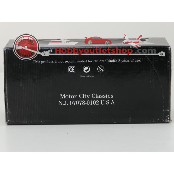 Schaal 1:18 Motor City Classics NEW OLD STOCK 5003 Chrysler Town & Country 1948 Yellow Lustre #9752 - sku: 20260731034639 - Nieuw - Afbeelding 4