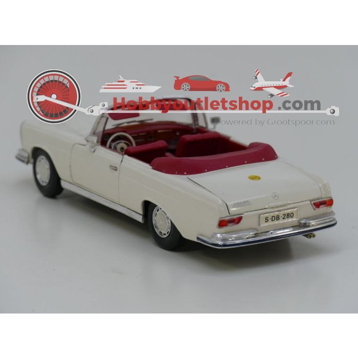 Schaal 1:18 Maisto 19859 31811 Mercedes 300S 280SE #952 - sku: 20211019120112 - Gebraucht - Guter Zustand - Bild 4