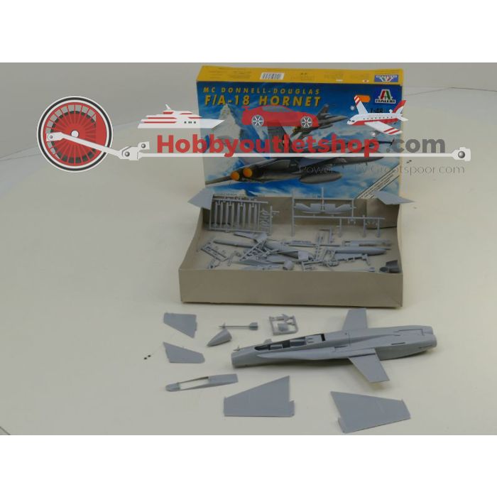 Schaal 1:48 Italeri 827 2611 2619 F18A Hornet #153 - sku: 20211021104541 - Gebruikt - Goede staat - Afbeelding 3