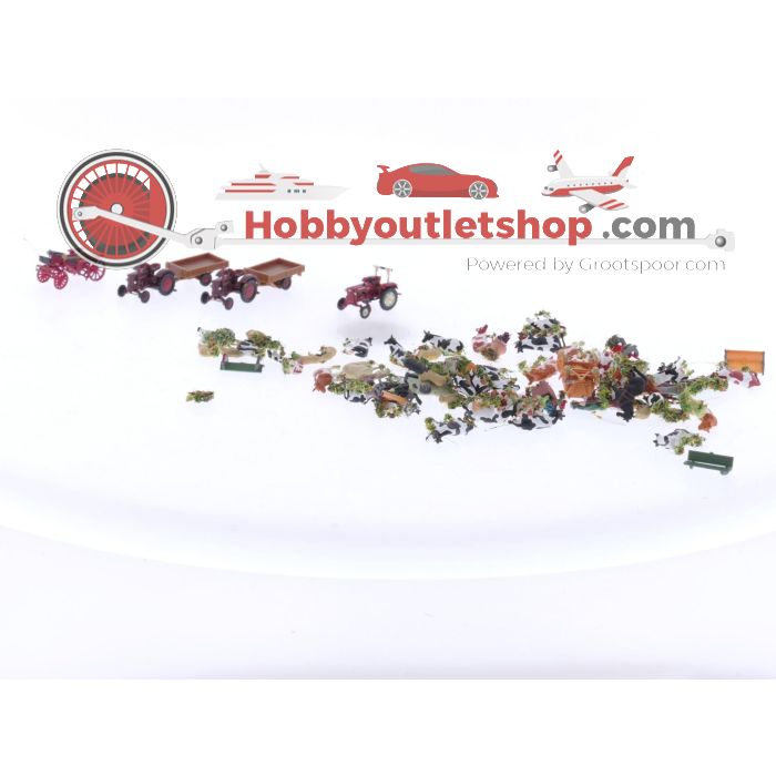 Schaal N Faller 232360 boerenhoeve met 2 x Noch 36624 figurenset, Preiser 9160 en assortiment figuren en tractoren #5555 - sku: 20240417115703 - Gebraucht - Wie Neu - Bild 2