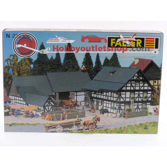 Schaal N Faller 232360 boerenhoeve met 2 x Noch 36624 figurenset, Preiser 9160 en assortiment figuren en tractoren #5555 - sku: 20240417115703 - Gebraucht - Wie Neu - Bild 11
