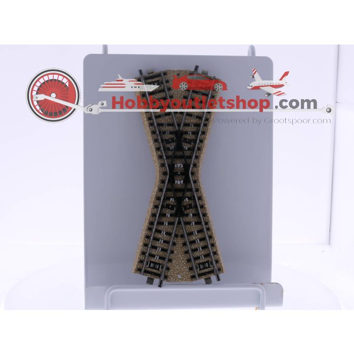 Schaal H0 Märklin 5114 Kruispunt M-rails 19,20 cm lang, 30 graden #4711 - sku: 20230802034508 - Gebruikt - Goede staat - Afbeelding 3
