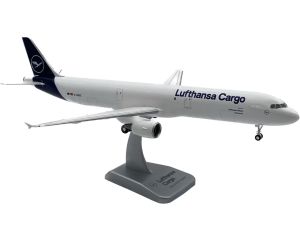 Schaal 1:200 Limox Wings LW200DLH022 Airbus A321 Freighter 'Hello Europa' Reg. D-AEUC #8002