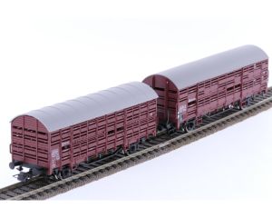 Schaal H0 Roco 47525 en 66875 set van 2 veewagens Type Vlmmhs 63 van de DB #6737