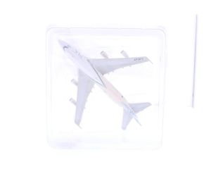 Schaal 1:500 NetModels NMPIA7 PIA Boeing 747-300 "Karachi" - "Green Turtle Waters" Reg. AP-BFX #7213