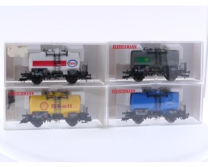 Schaal H0 Fleischmann 5410, 5411, 5412 en 5413 set van 4 ketelwagens van de DB #6884