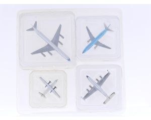 Schaal 1:500 Herpa 514941 Christmas 2005 - Edition 5 DC-8-61+B737-900+L1049+F50 United+Korean Air+Avianca+Air Baltic #7415