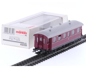 Schaal H0 Märklin 43351 personenrijtuig 1e/2e kl. 'Einheits-Nebenbahnwagen' van de DB #7600