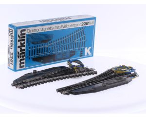 Schaal H0 Märklin 2261 K-rail paar elektronische wissels #7684