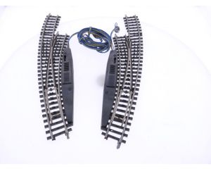 Schaal H0 Märklin 2267 K-rail paar elektromagnetische meegeboden wissels #7706