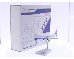 Schaal 1:200 JC Wings LH2456A Boeing 737-900 Boeing Company Reg. N737X #7718
