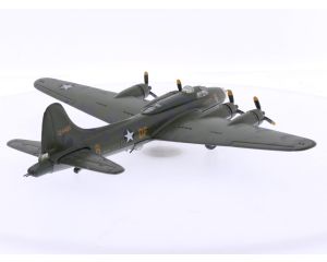 Schaal 1:144 Atlas B-17F ''Memphis Belle'' Reg. 124485 #7737