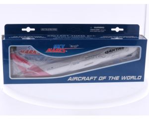 Schaal 1:200 Skymarks SKR431 Boeing 767-300 Quantas 'New Livery' Reg. VH-ZXA #7853