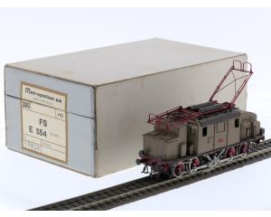 Schaal H0 Metropolitan 300 elektrische locomotief E 554 van de FS #P304