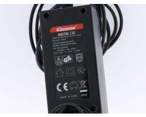 Schaal 1:24 Carrera set van 3 transformators/voedingen STAD-HKYF-002F en STAD-HKYS-002A #8823