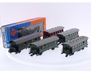 Schaal H0 Roco 4202 en 51244 set van 6 personenrijtuigen van de DB #8845