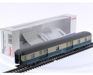 Schaal H0 Märklin 4293 bagage rijtuig UIC-X (D-Zug) Dm 902 van de DB #8963
