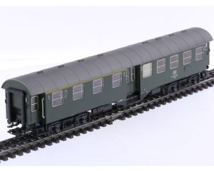 Schaal H0 Märklin 4131 personenrijtuig Umbau-rijtuig AByg 50 1e/2e kl. van de DB #8965