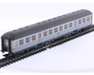 Schaal H0 Märklin 4256 peronenrijtuig 2e kl. 'Silberling' Bnrb 725 van de DB #8971