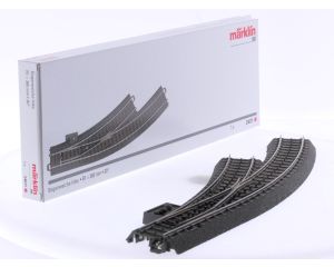 Schaal H0 Märklin 24671 meegebogen wissel links. boogstraal 360 mm #9031