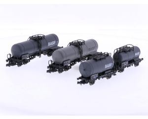 Schaal N Roco 24010 set van 4 ketelwagens ''BASF'' van de DB #9082