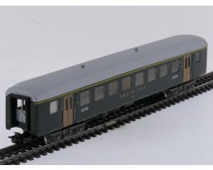 Schaal H0 Märklin 4066 sneltreinrijtuig 1e kl. van de SBB #9110