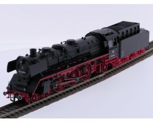 Schaal H0 Piko 50682 stoomlocomotief met losse tender BR 03 van de DB. Digitaal #9128