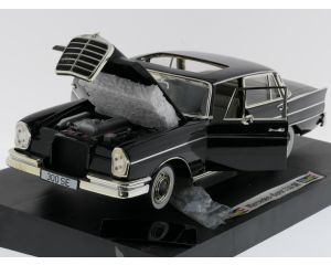 Schaal 1:18 Revell 08910 Mercedes-Benz 300 SE (W112/3) #9234
