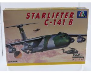 Schaal 1:200 Italeri 854 Lockheed Starlifter C-141B Reg. 38085 #9327