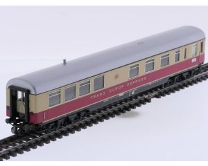 Schaal H0 Märklin 4024, 4027 en 4058 set van 3 personenrijtuigen van de DB #9420