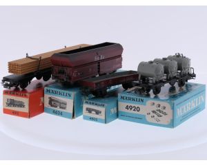 Schaal H0 Märklin 4503, 4512, 4624 en 4920 set van 4 goederen wagen van de DB #9422