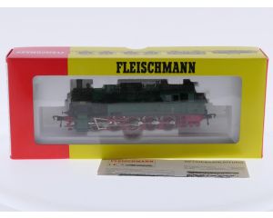 Schaal H0 Fleischmann NEW OLD STOCK COMPLETE SET 4810, 5810, 5811, 5812, 5813 en 5814 stoomlocomotief met personenrijtuigen van de KPEV. #9434