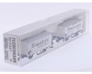 Schaal H0 Fleischmann NEW OLD STOCK 80 5347K bierwagenset 'Somonbräu Bitburg' van de DR #9466