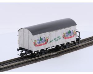 Schaal H0 Fleischmann 5326 K met Roco 46033 gesloten goederen wagens "bier Harz en Wernigerode" van de DB #9675