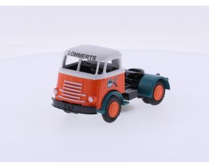 Schaal 1:50 Lion cars Nr. 33 DAF trekker "Lommerts" #9801