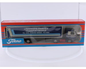 Schaal 1:50 Tekno NEW OLD STOCK Scania 143M/450 2 as Trekker met 3 as Gesloten oplegger J. Bakker & Zoonene B.V. #9829