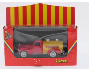 Schaal 1:43 Verem NEW OLD STOCK REF 810 tankwagen Circus Pinder #9861