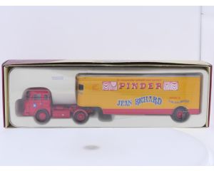 Schaal 1:50 Corgi NEW OLD STOCK 71901 Renault JL 20 met Fruehauf-aanhanger #9864